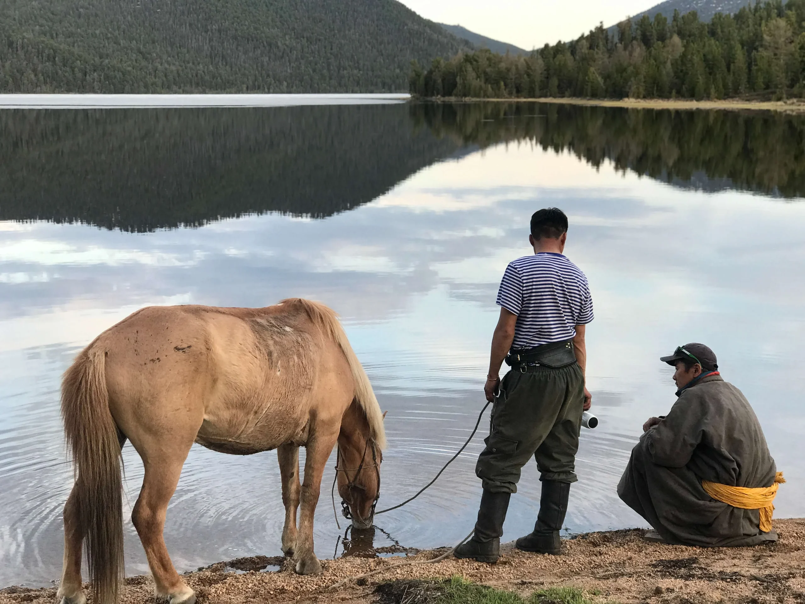 Horse, Saikhnaa and Otgon at Lake